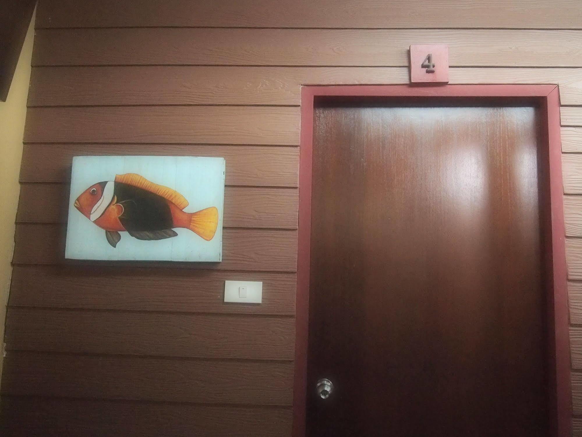 Sincere Hostel Bar And Bistro Ko Lanta Екстериор снимка